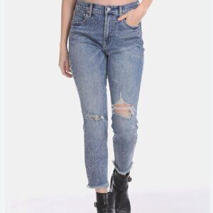 NWOT GAP High Rise Skinny Distressed Jeans True Skinny Raw Hem Tall 4 Size 27
